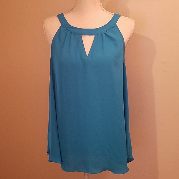 Express Tops - Express sleeveless tank